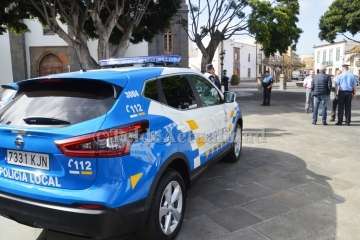Presentación de los nuevos vehículos de la Policía Local de Telde (Foto TA)